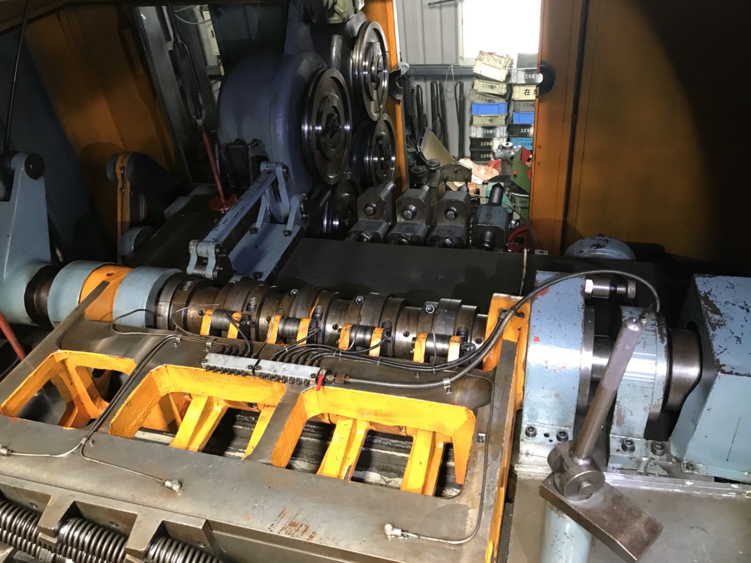 #578 Chun Zu 254s Bolt Making Machine