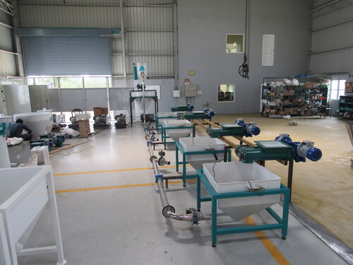 वायवीय बैच कन्वेइंग सिस्टम लोड क्षमता: 1 टन