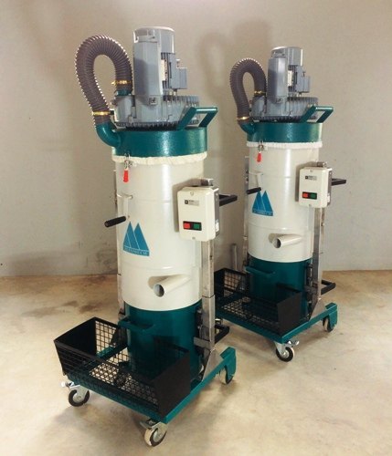 Three Phase Vacuum Cleaner - Capacity: 30 Liter/day