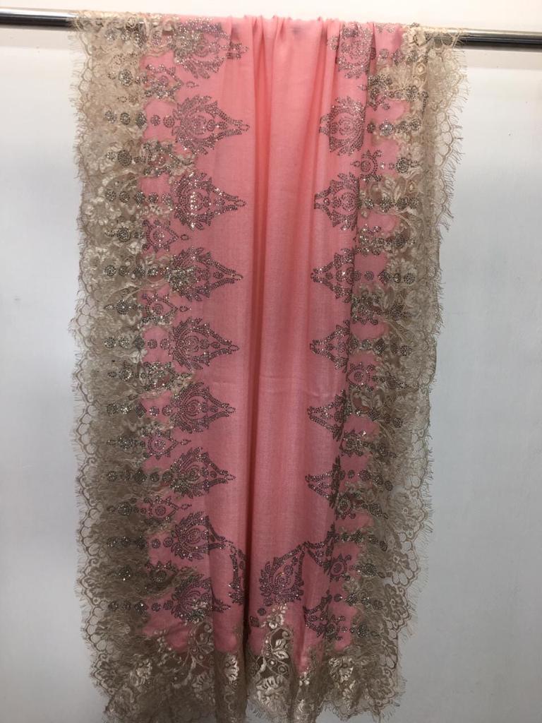 Pashmina French Lace With Crystal Stole - Knitting Type: Machine Made