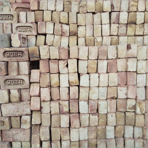 Building Clay Bricks - Handmade Red Fly-ash Bricks, High Strength Rectangular Shape, Perfect For Dividers And Blacktops