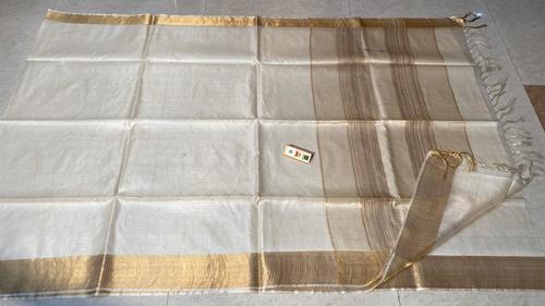 पार्टी वियर ट्रेडिशनल एवरग्रीन गोल्डन बॉर्डर प्योर टसर सिल्क साड़ी.