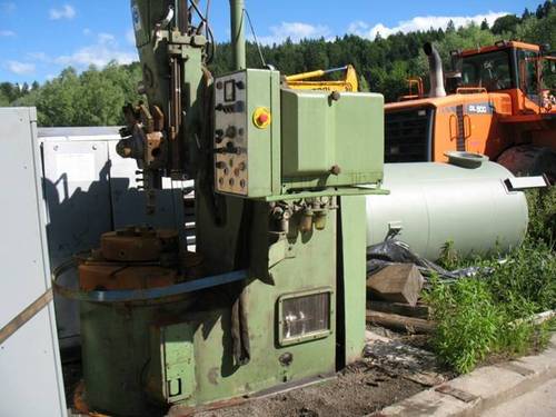 उपयोग किया गया वर्टिकल टर्रेट लेथ मशीन