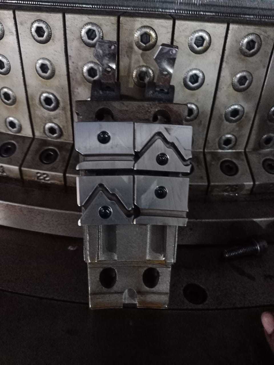 Double Jersey Circular Knitting Machine Application: Hosiery