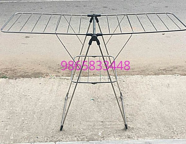 Silver Ss House Cloth Dryer Stand