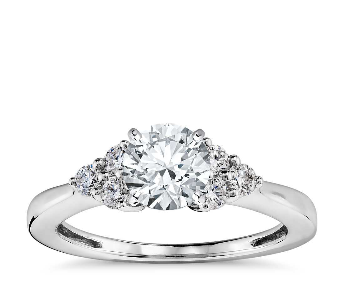 Silver Cocktail Ring Gender: Women