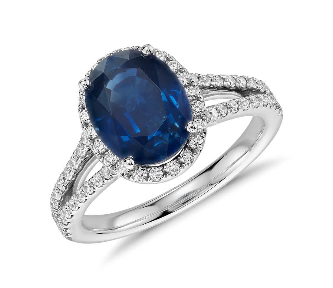 Silver Cocktail Ring Gender: Women