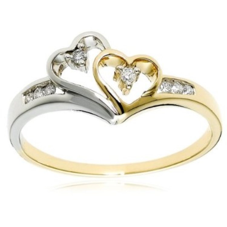 Silver Mom Engraved Ring Gender: Women
