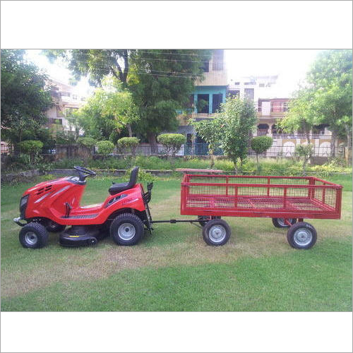 गाड़ी के साथ गार्डन ट्रैक्टर मावर