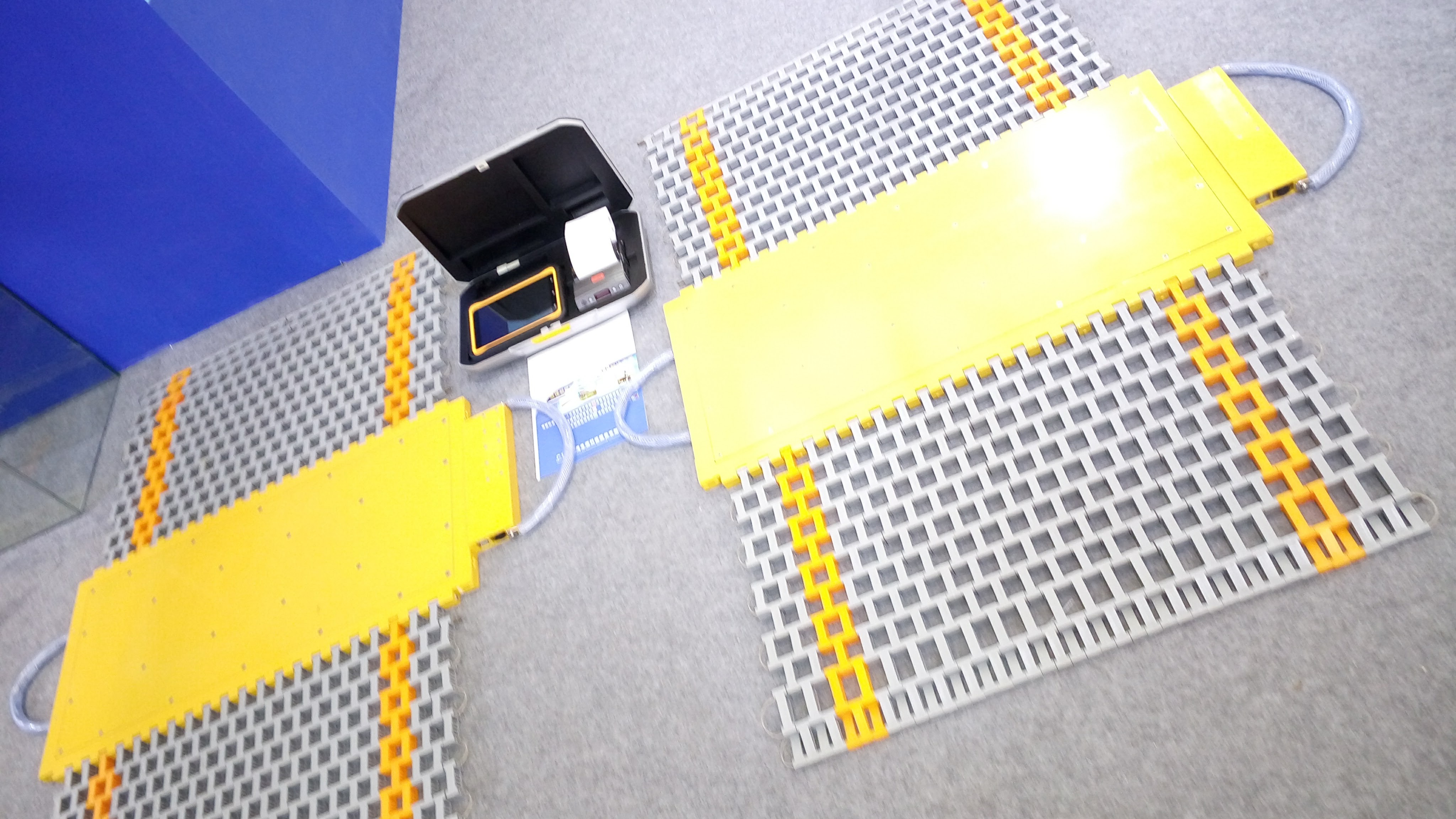 Weigh Pad Weighing System - 800x350x22 Mm Dimensions, Up To 40t Capacity | Lightweight, Bluetooth Connectivity, Real-time Data Storage And Transmission