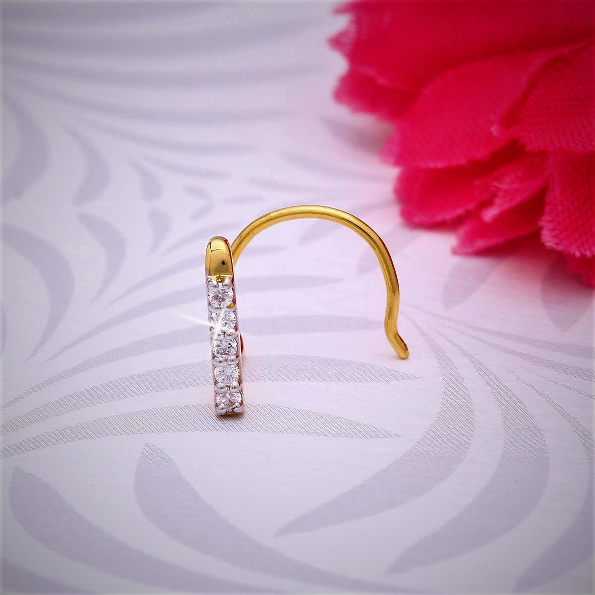 1.4mm Round Cut Forever Brilliant Moissanite Solitaire Wire Nose Pin 14k Yellow Gold Gender: Women