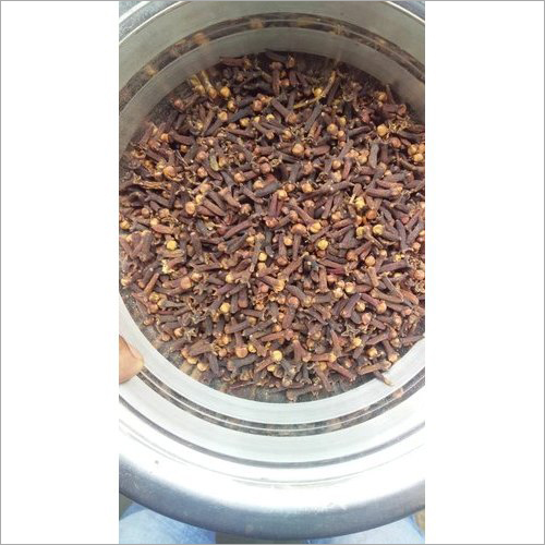 भूरी सूखी लौंग