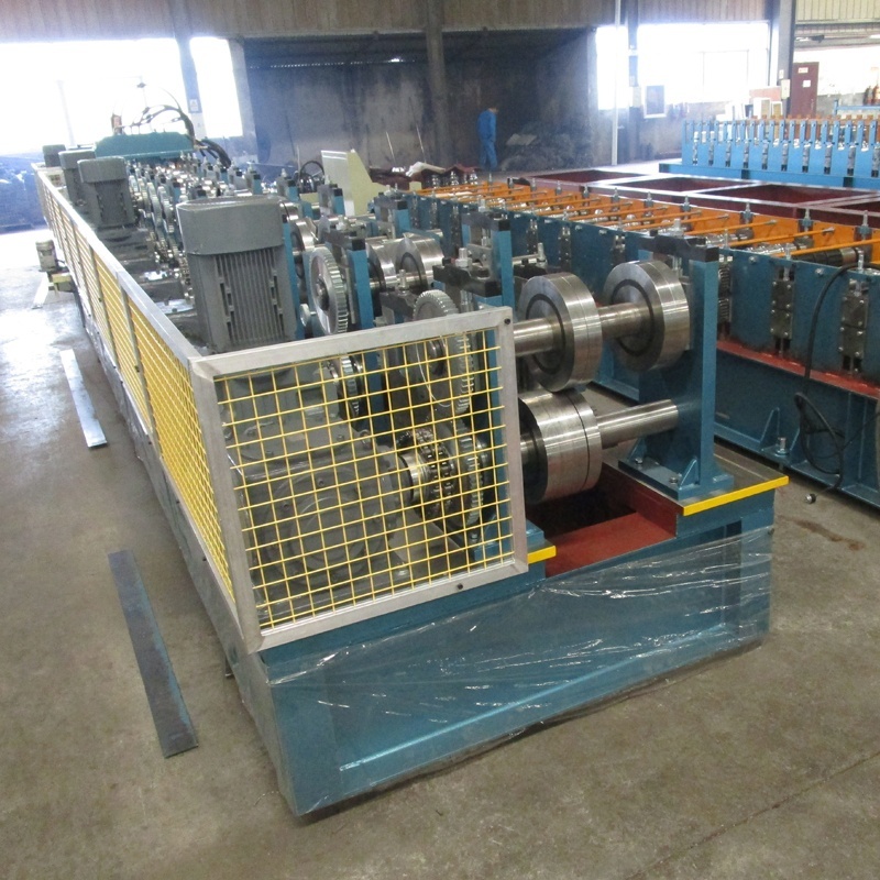 W Beam Roll Forming Machine - Galvanized Steel, 15x2.5x1.5 M , Semi-automatic With Hydraulic Cutting System, Plc Control, 60 Ton/day Capacity, 15 M/m Rolling Speed, 3.0 Mm Cutting Thickness, 380v Voltage, 18 Months Warranty
