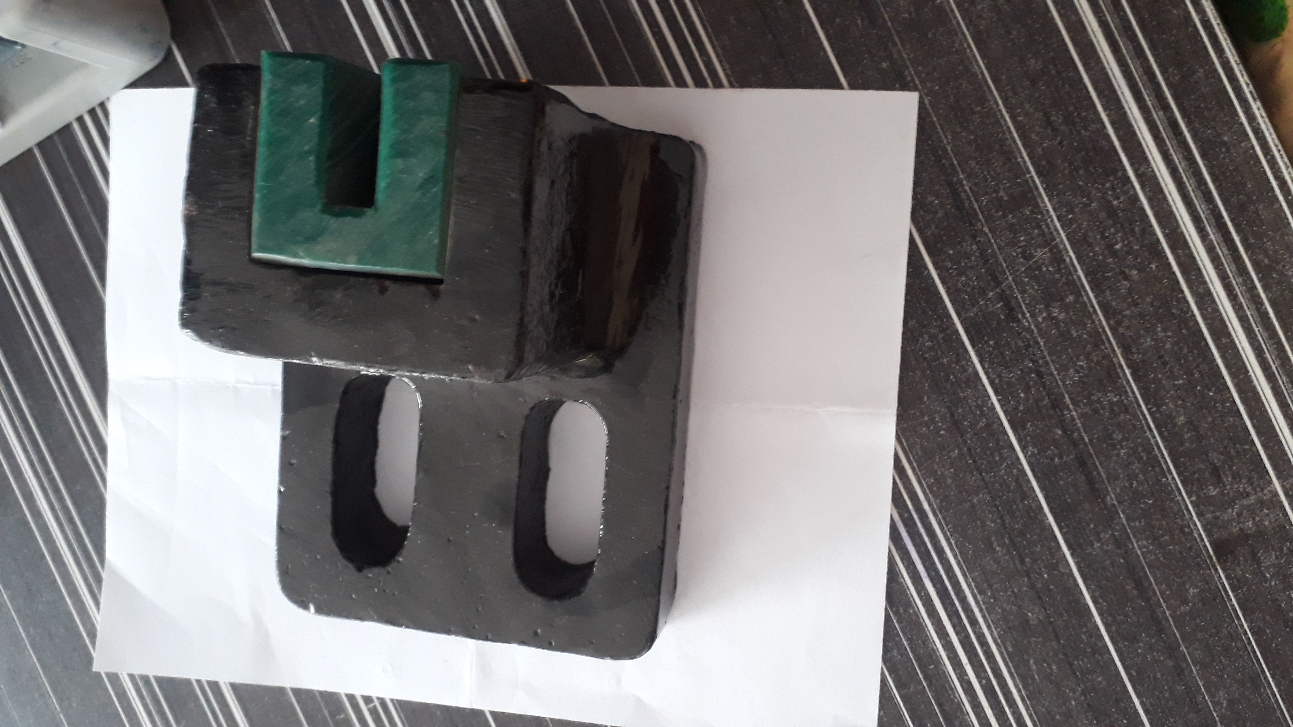 Elevator Counter Shoe - Iron Material | Features Oil Cup Design For Reduced Friction Ensures Smooth Car Movement On Guide Rail
