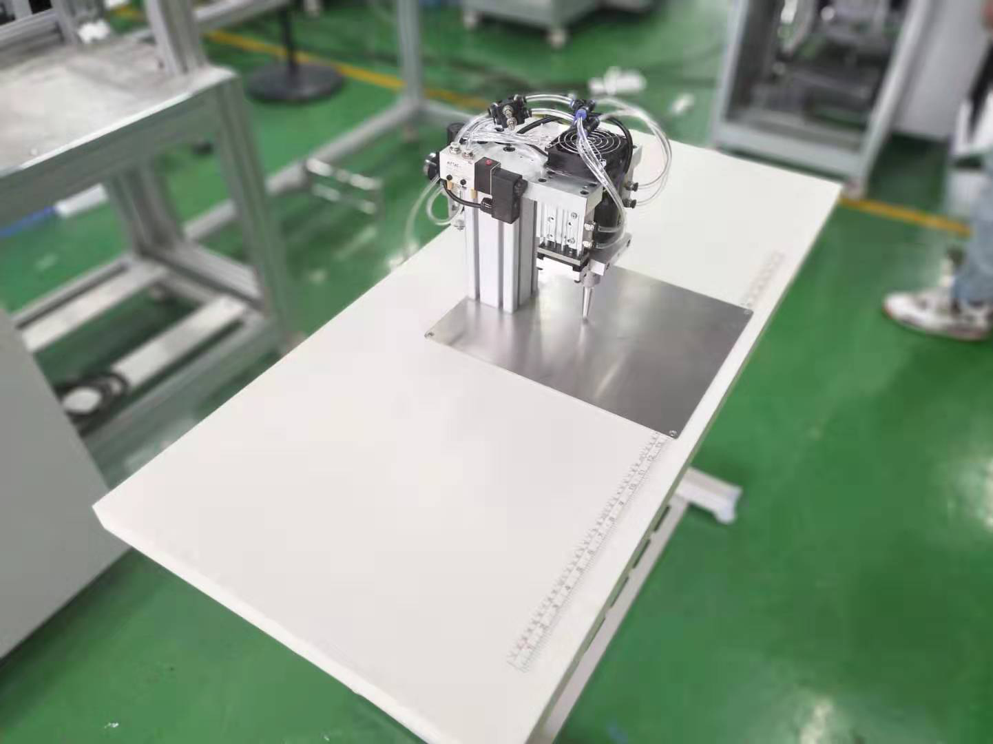 Ear Loop Welding Voltage: Ac220 Volt (V)