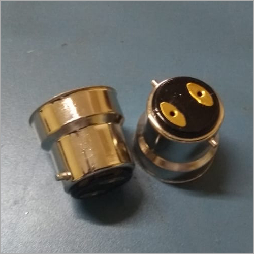 बल्ब कनेक्टर