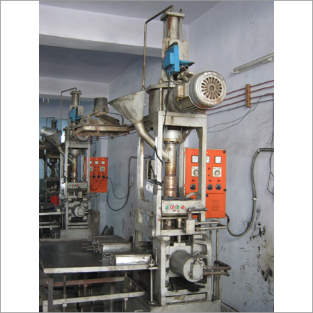 PVC Vertical Injection Moulding Machine