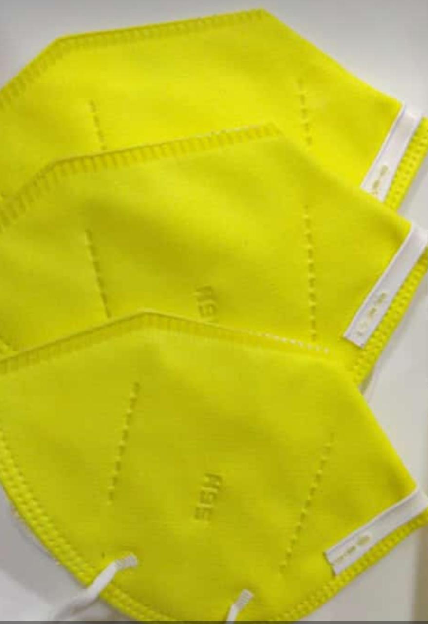 Kn95 Face Mask - 5-layer Non Woven Fabric With High Density Meltblown, 99% Bacterial Filtration Efficiency, Adjustable Nose Clip & Earloop, Moisture-proof, Anti-dust, Pm2.5 Protection, Ce Certified, Disposable For Adults