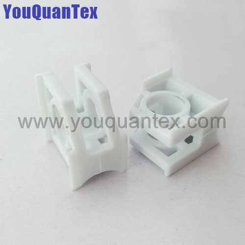 प्लास्टिक Ue3140458 1096787 1096788 ट्रैवर्स सपोर्ट कम्प्लीट सेट ओपन टाइप