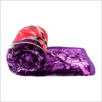 Super Soft Blankets - Plush Microfiber Fabric, Cozy Lightweight Comfort for All Seasons