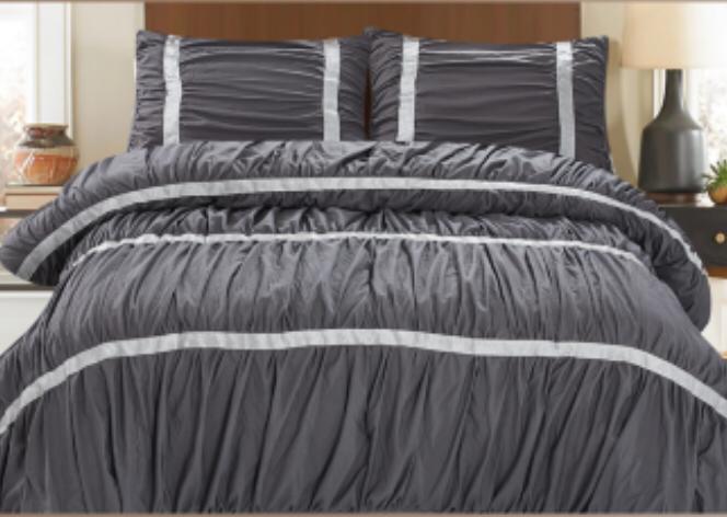 Embroidered Daisy Double Fibre Comforter