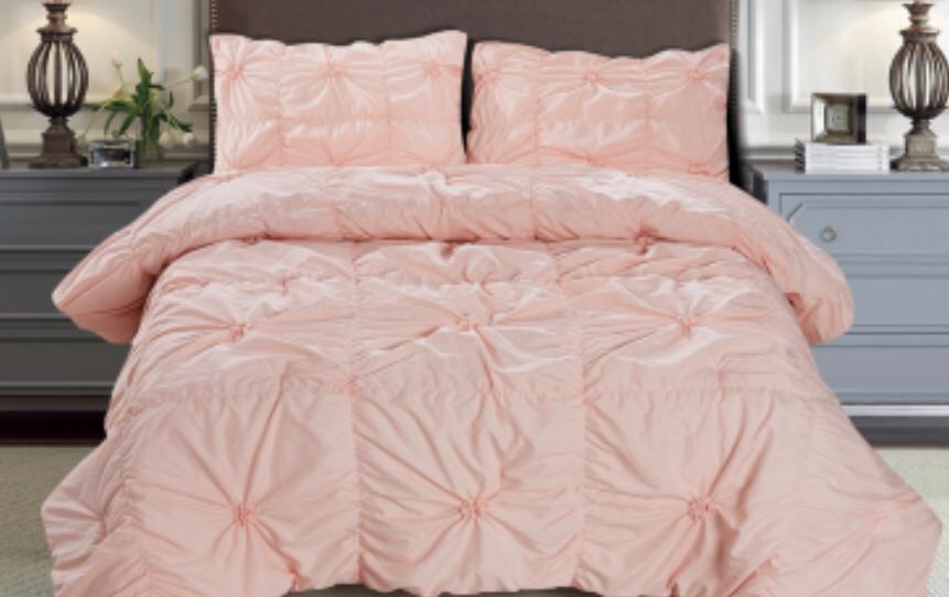 Embroidered Daisy Double Fibre Comforter
