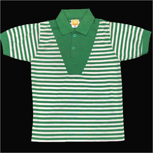 ग्रीन कॉलर टी-शर्ट