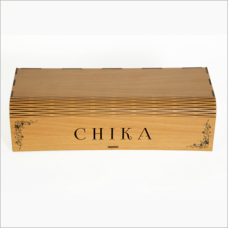 लेडी शू बॉक्स