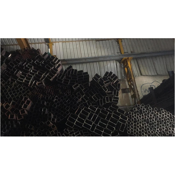 M S Square Pipe - Mild Steel, 12x12 To 220x220 Mm, 6 M Length | Hot Rolled, Welded Connection, Square Section, 1.20 To 10.00 Mm Thickness
