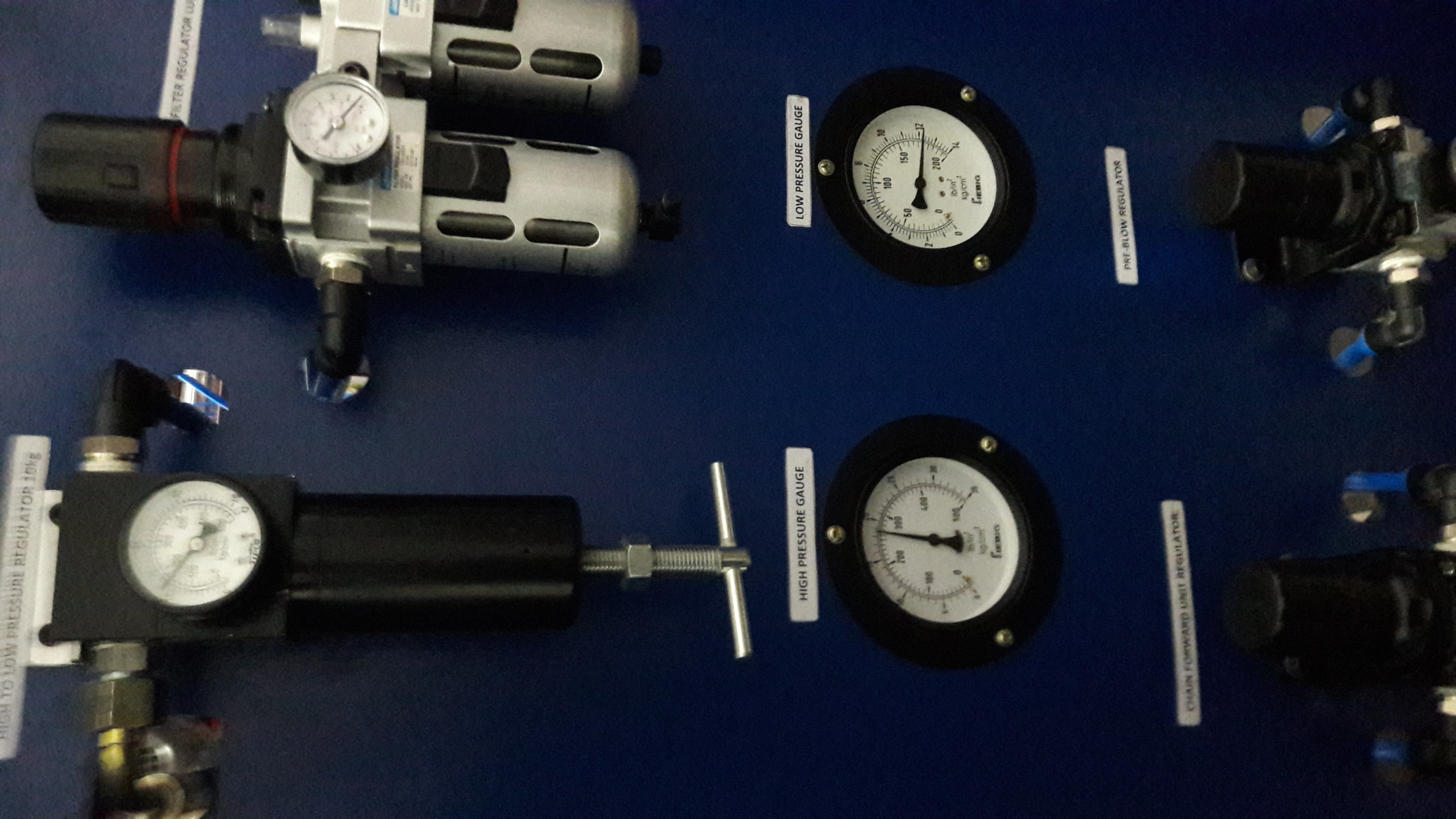 Automatic Pet Blow Moulding Machine - Mild Steel, 1800-2000 Pcs/min Production Capacity, Blue Color | Fully Automatic, Robust Design, Suitable For Various Bottle Types