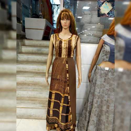 प्रिंटेड लॉन्ग कुर्तियां