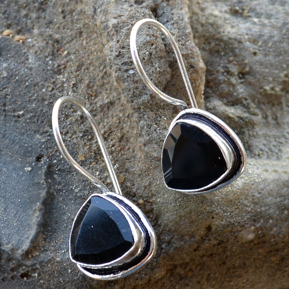 Black Onyx Earring Pg-122595 Gender: Women
