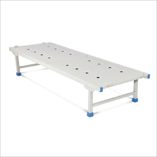 प्लेन अटेंडेंट बेड