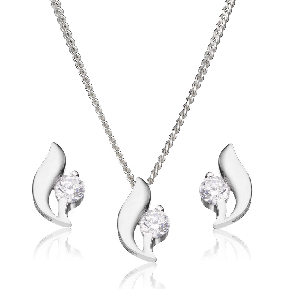 Chain Pendant Set Gender: Women