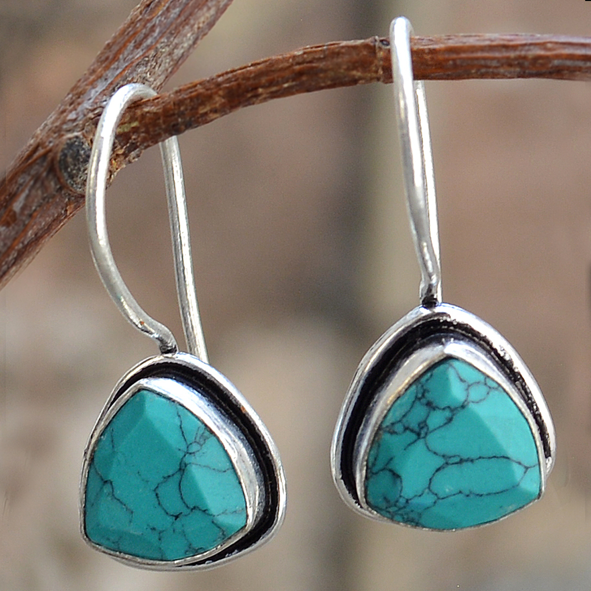 Manmade Turquoise Earring Pg-122596 Gender: Women