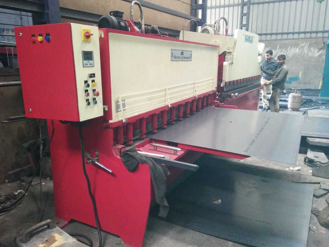 Sheet Shearing Machine - Ms Material, 240 Voltage, 400 Weight | Mechanical Shearing Type For Precision Metal Cutting