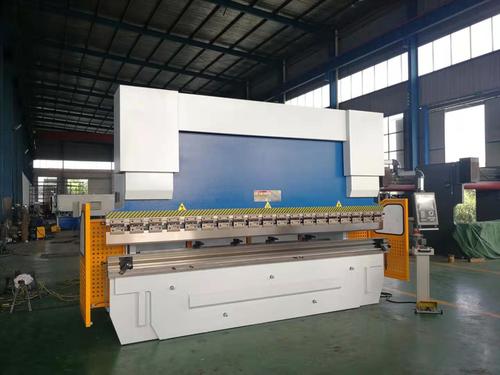 ब्लू एंड व्हाइट शीयरिंग मशीन