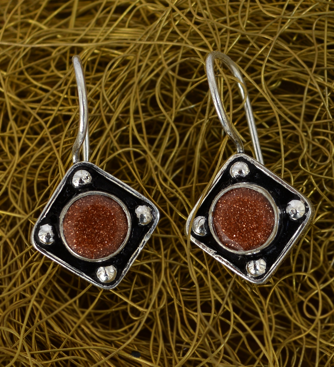 Brown Sunstone Gemstone Earring Pg-133373 Gender: Women