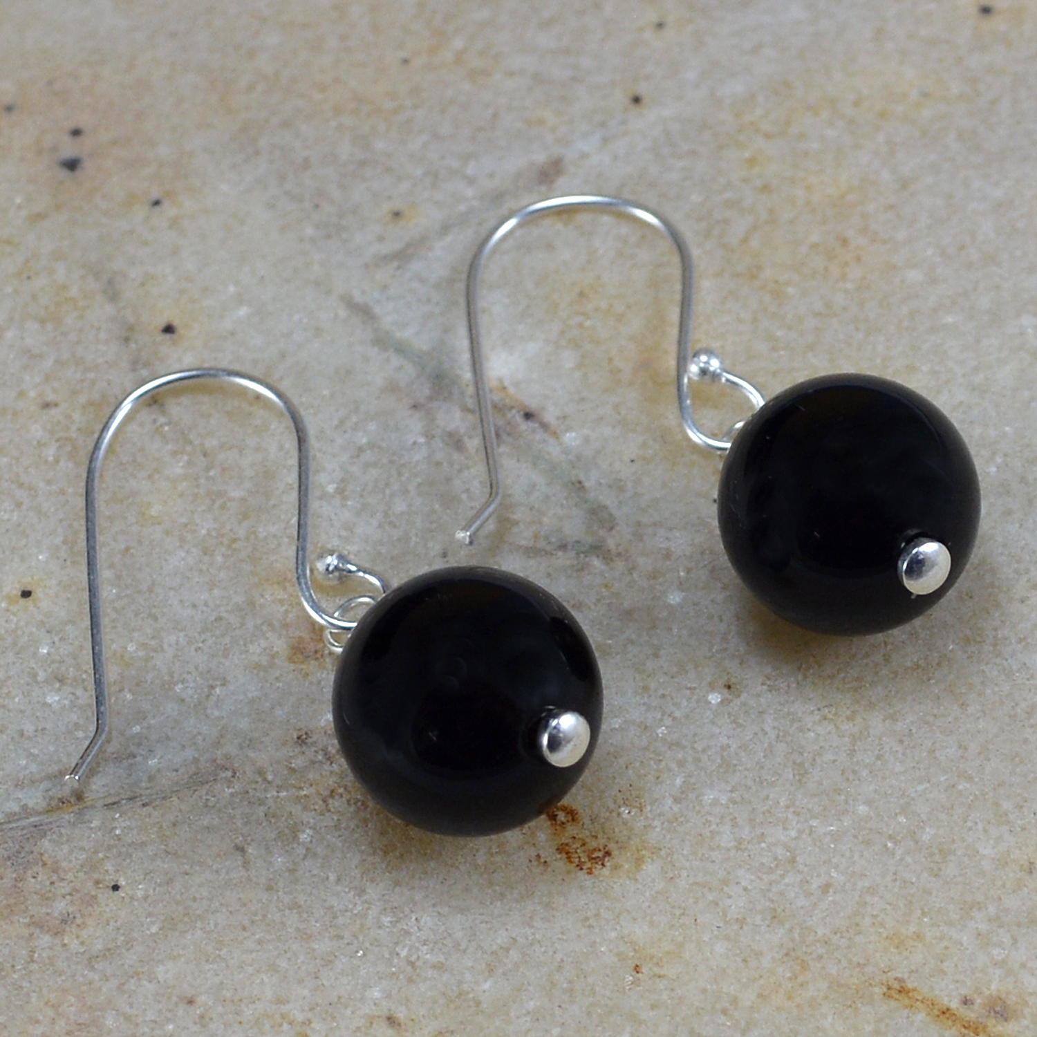 Black Onyx Silver Earring Pg-133392 Gender: Women