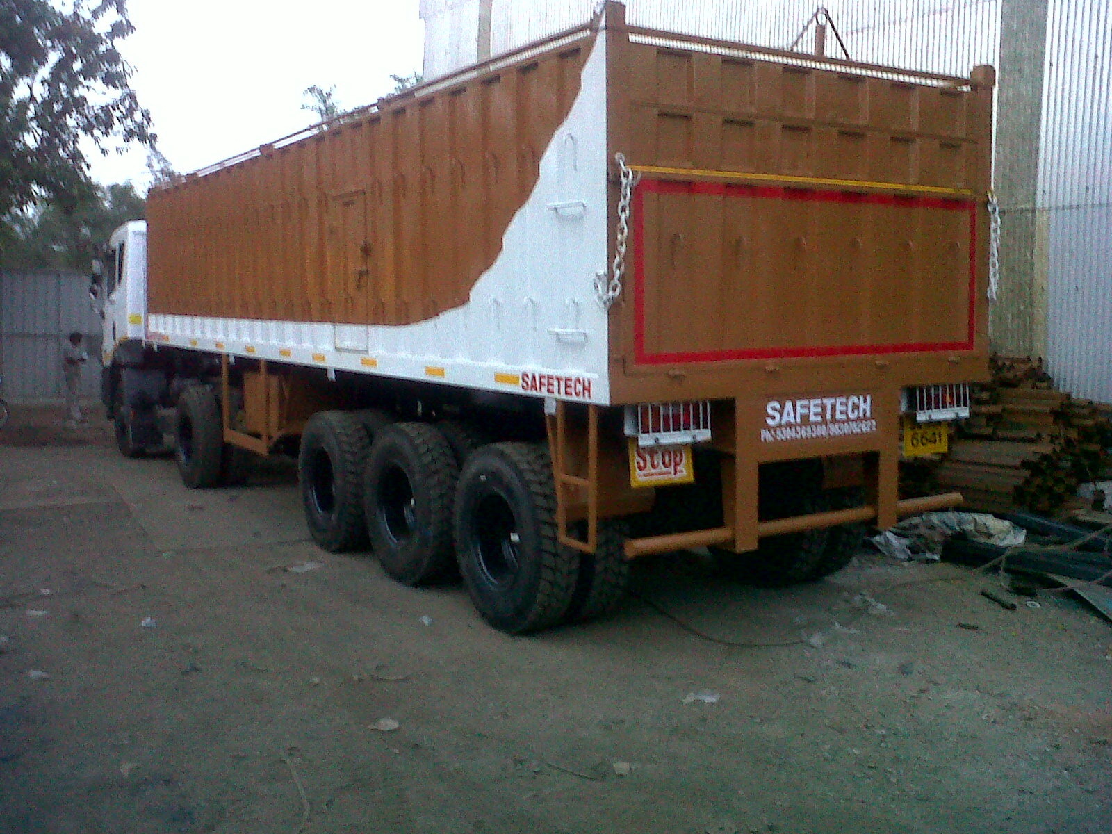 Box Trailer - Metal, Rigid Structure | Cargo Trailer For Efficient Goods Transportation