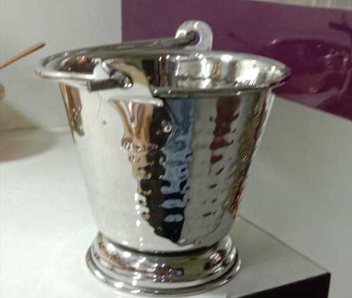 बाल्टी स्टील