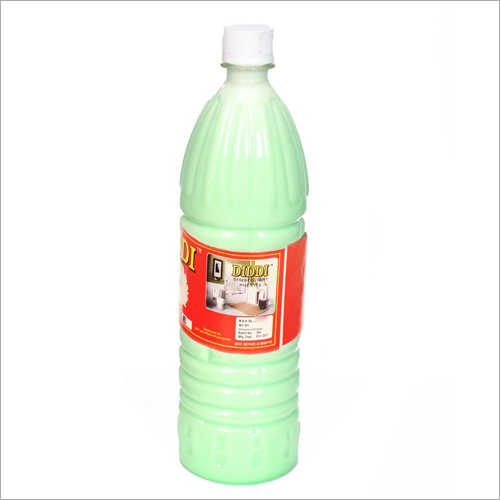 White Floor Cleaner - Fresh Fragrance, Provides Shine For Up To 24 Months Usage