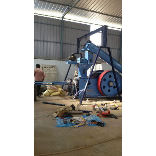 Mustard Husk Briquetting Machine Production Capacity: 500-1000 Kg/Hr