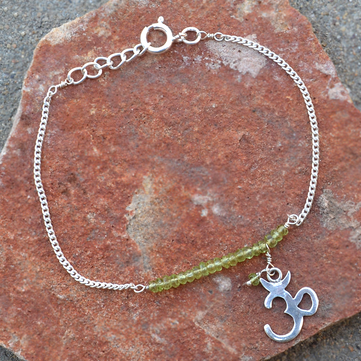 Peridot Gemstone Silver Bracelet Pg-155893 Gender: Women