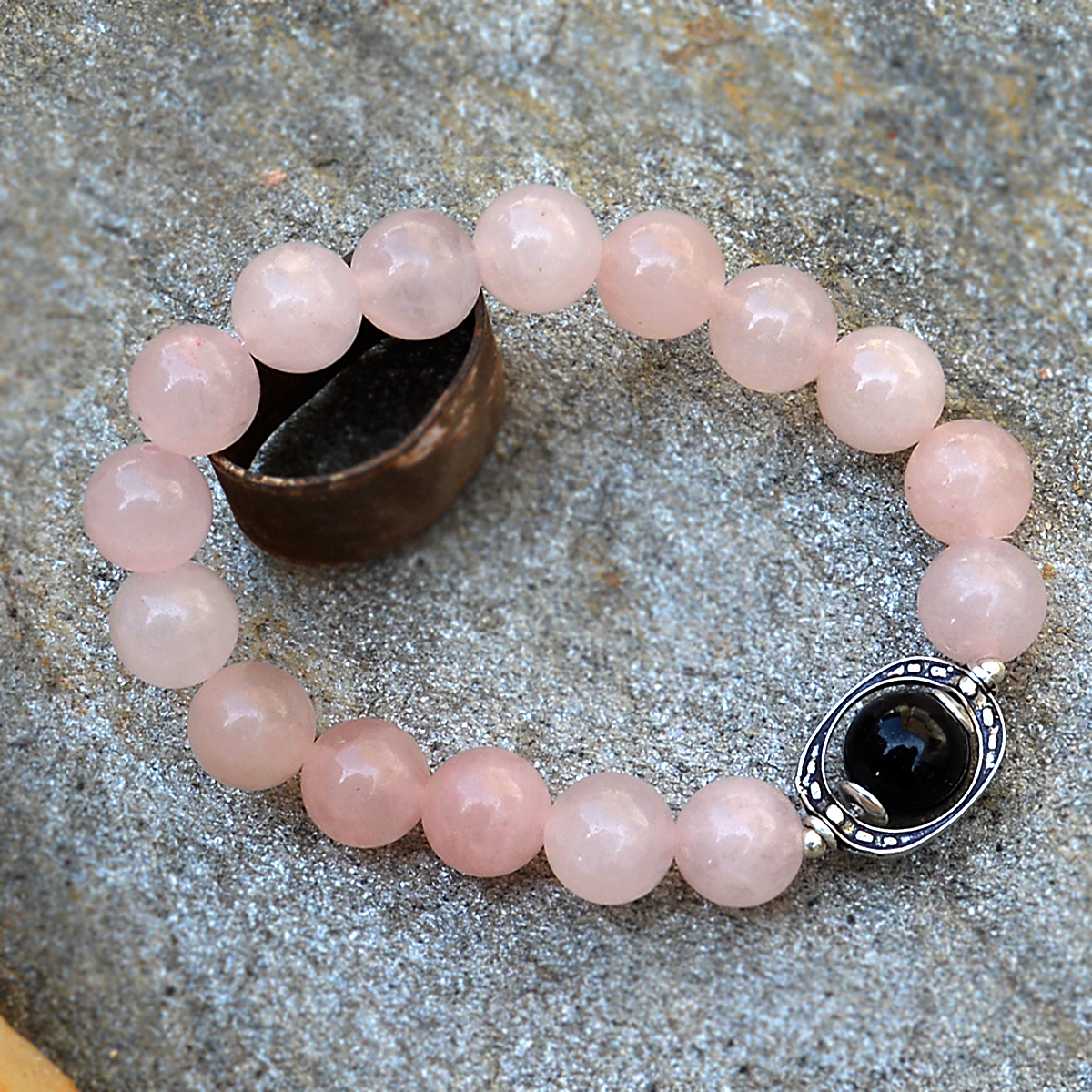 Rose Quartz & Black Onyx Stone Bracelet Pg-156022 Gender: Women