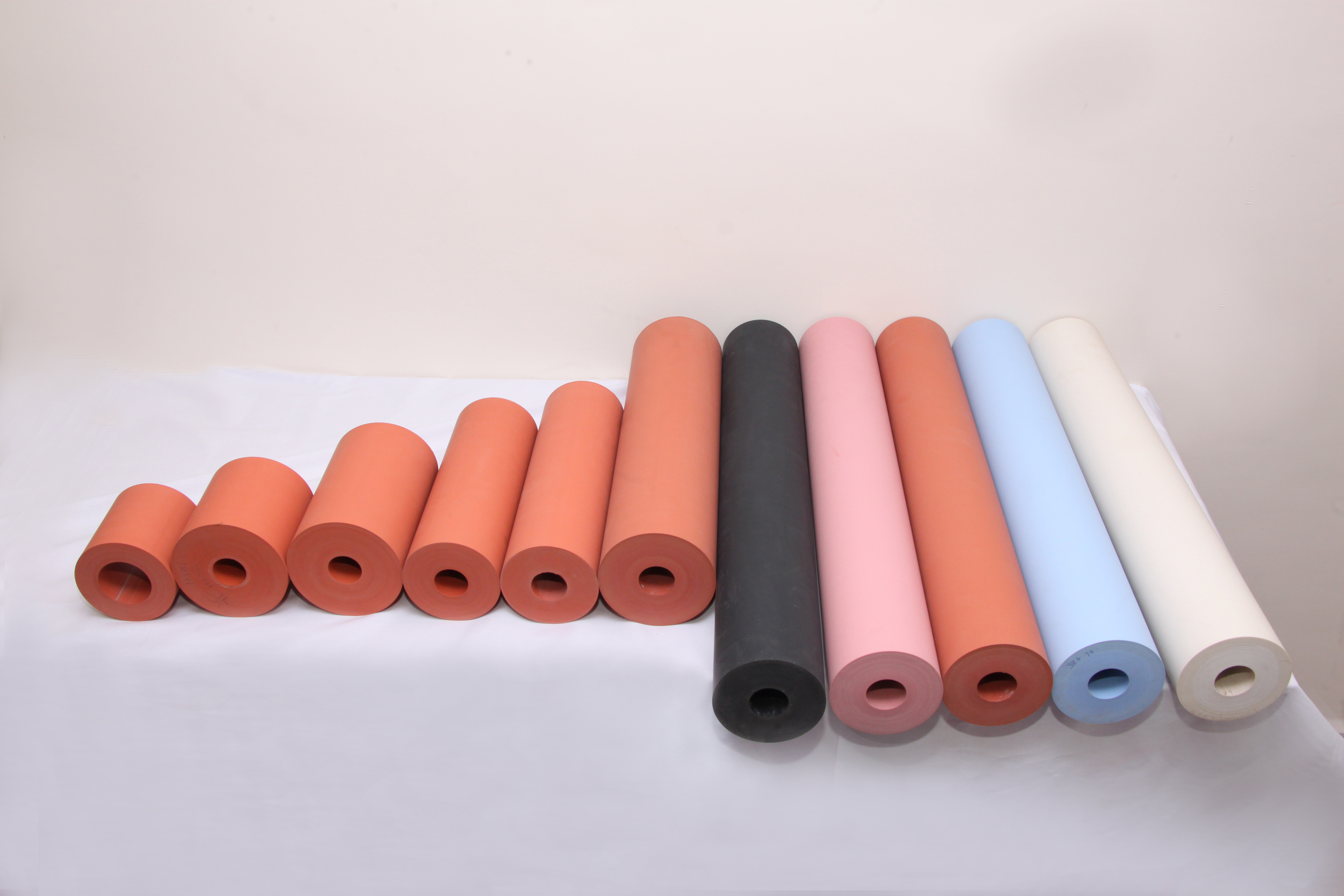 Red Hot Stamping Silicone Rubber Roller