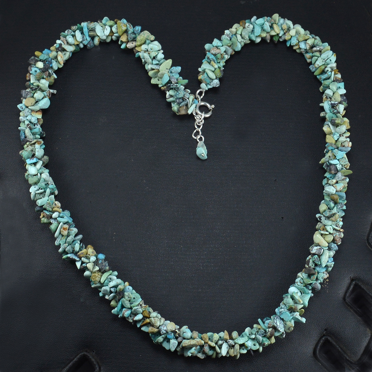 Turquoise Gemstone Silver Chips Necklace Pg-156058 Size: 1.3x56 Cm.