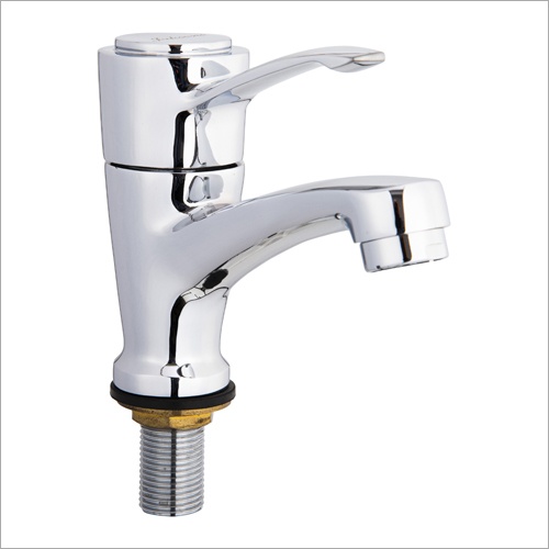 फैंसी क्रोम नल