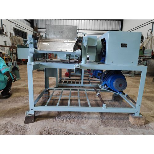 Soap Triple Roll Mill - Mild Steel & Cast Iron, 5x18 Inch Roll Diameter, Automatic | High Operating Speed, Low Production Charge, Low Noise, Long Working Life