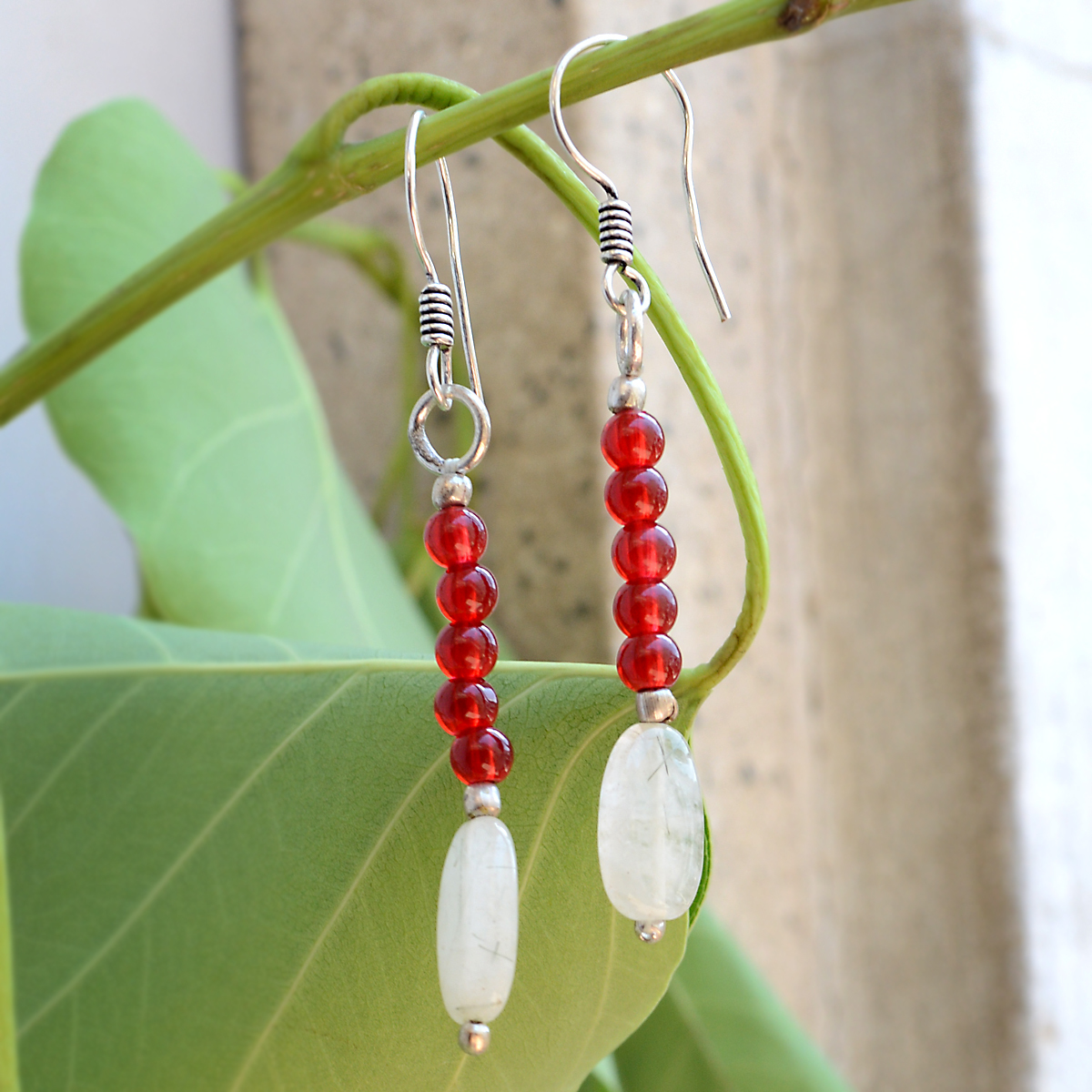Dangle Earrings - 0.8x6.2 Cm, Red & White Quartz Stones, 925 Sterling Silver, Perfect For Weddings And Parties